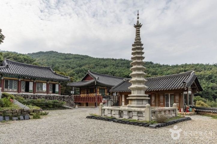 화방사(남해) 여행 추천 - 메고지고