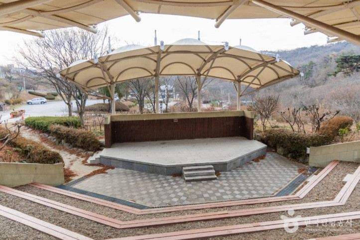 도음산 산림문화수련장 여행 추천 - 메고지고