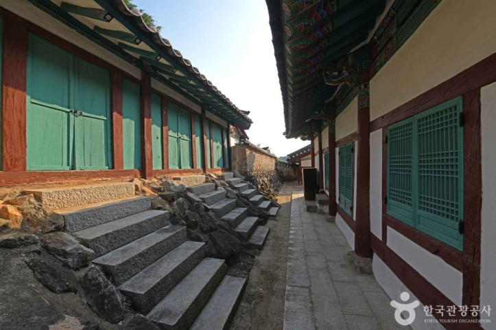 공주향교 여행 추천 - 메고지고