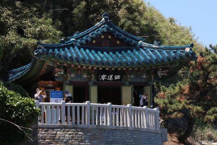 홍련암 여행 추천 - 메고지고