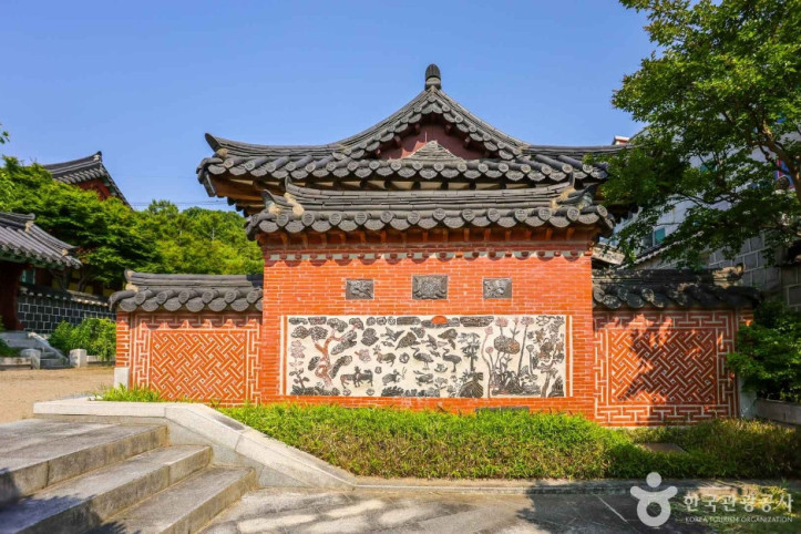 병암서원 여행 추천 - 메고지고