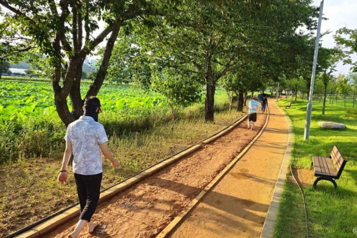 지산샛강생태공원 여행 추천 - 메고지고