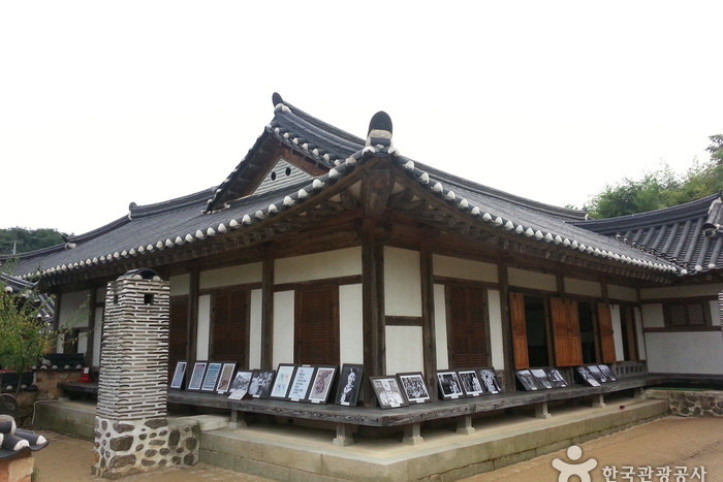 옥천 육영수 생가 여행 추천 - 메고지고