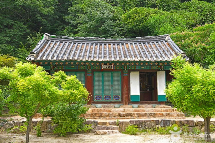 각연사(괴산) 여행 추천 - 메고지고