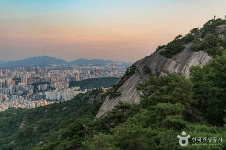 인왕산 여행 추천 - 메고지고