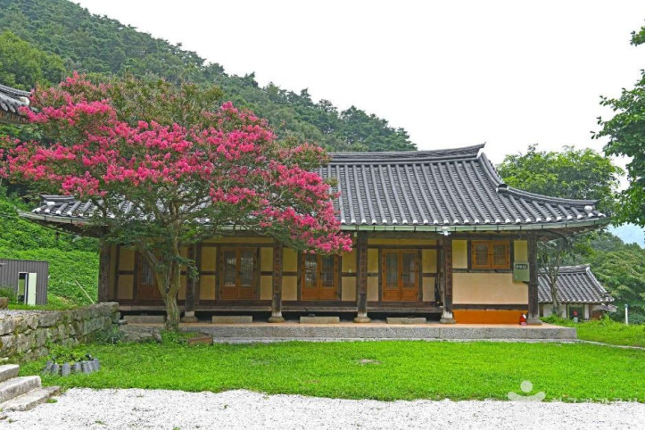 귀정사(남원) 여행 추천 - 메고지고