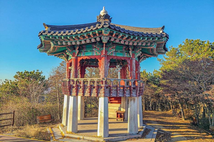 비봉산(안성) 여행 추천 - 메고지고