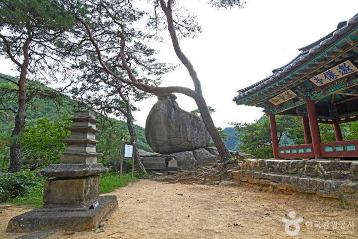 영월 무릉리 마애여래좌상 여행 추천 - 메고지고