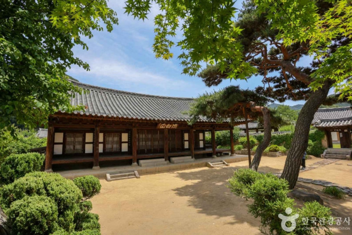 수봉정사 여행 추천 - 메고지고