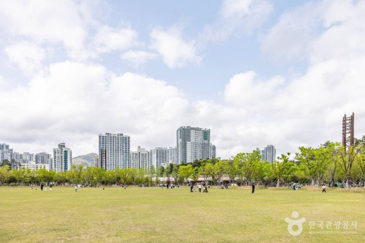 부산시민공원 여행 추천 - 메고지고