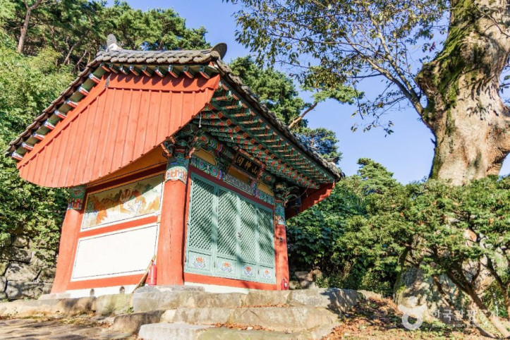 향천사(예산) 여행 추천 - 메고지고