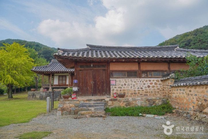 안성 정무공 오정방 고택 여행 추천 - 메고지고