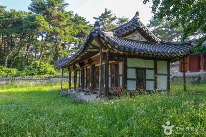 학산사 여행 추천 - 메고지고
