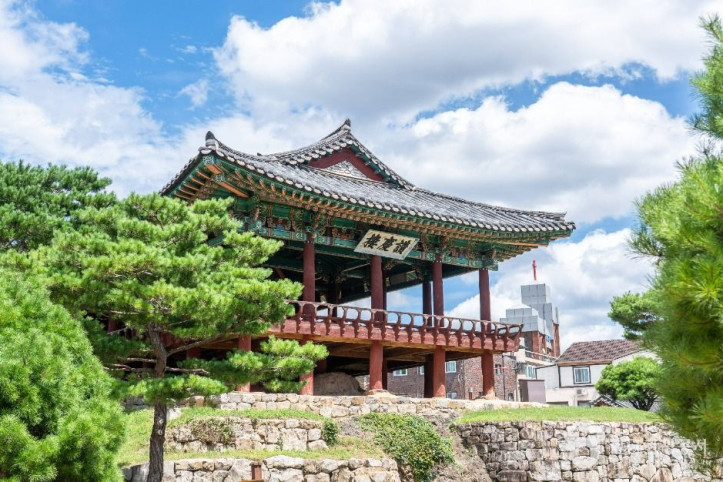 찬경루 여행 추천 - 메고지고