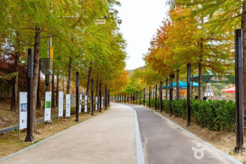 은진향교 대성전 여행 추천 - 메고지고