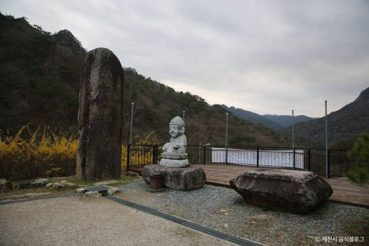 덕주사(제천) 여행 추천 - 메고지고