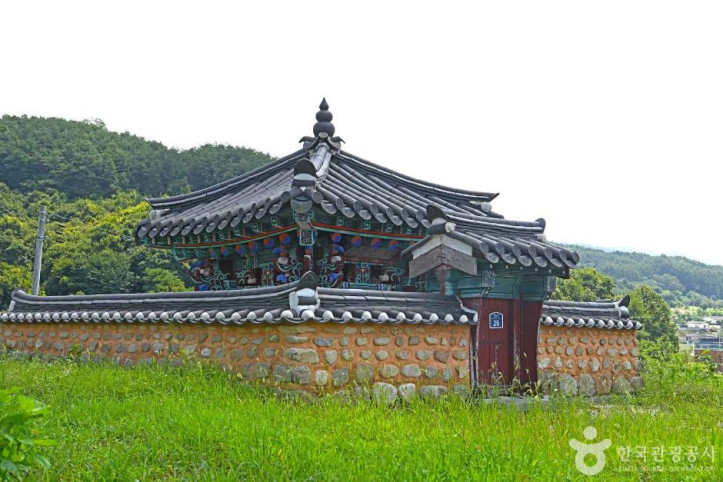 화산서원(진안) 여행 추천 - 메고지고