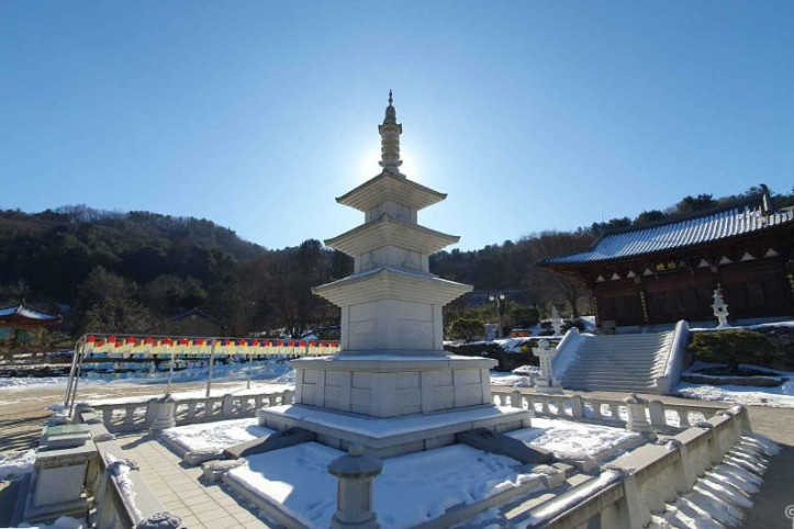 백련사(가평) 여행 추천 - 메고지고