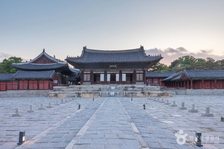 창경궁 여행 추천 - 메고지고