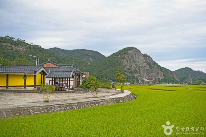 산양마을 여행 추천 - 메고지고