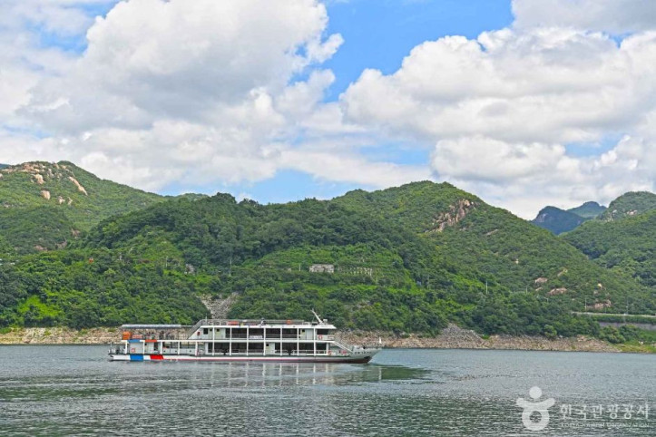 충주호관광선 청풍나루 여행 추천 - 메고지고