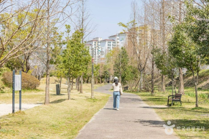 기적의놀이터 3호 시가모노 여행 추천 - 메고지고