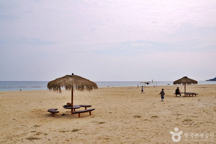 구산해수욕장 여행 추천 - 메고지고