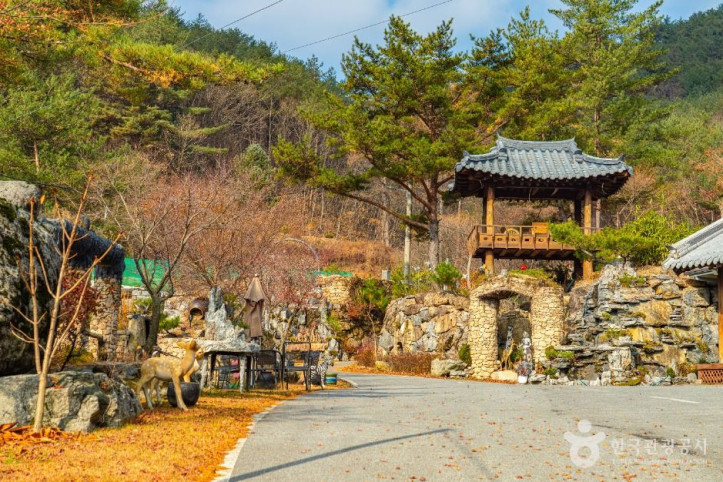 방곡 도예촌 여행 추천 - 메고지고