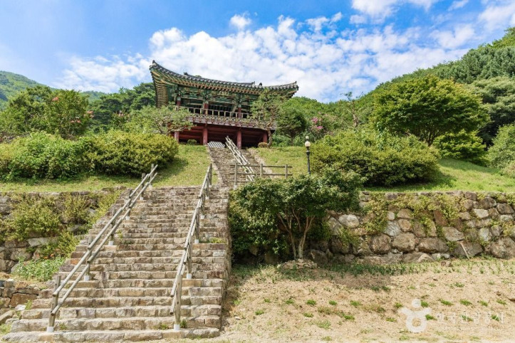 성혈사(영주) 여행 추천 - 메고지고