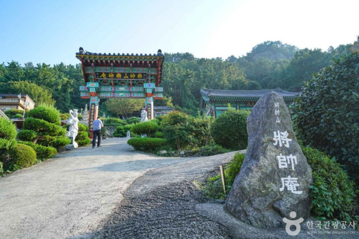 장수암 여행 추천 - 메고지고