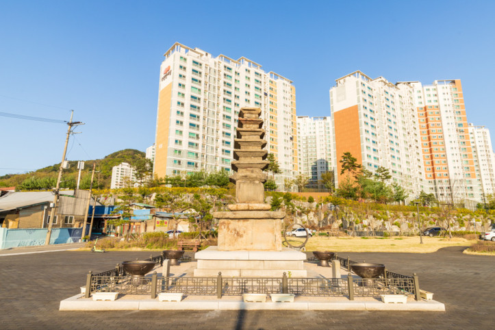 춘천칠층석탑 여행 추천 - 메고지고