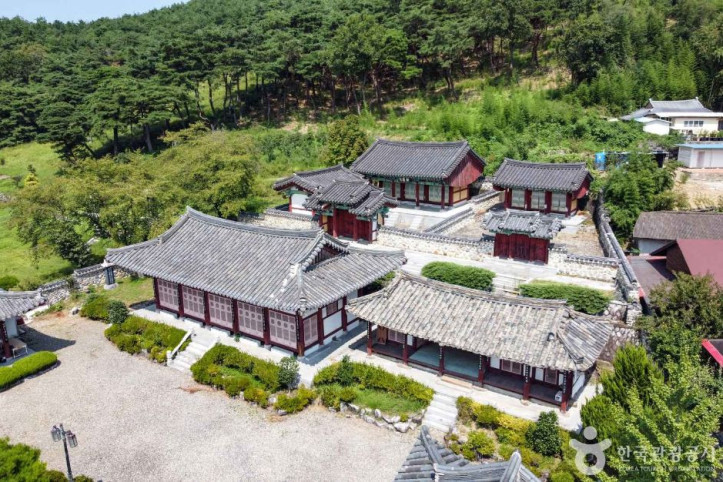 신암서원 여행 추천 - 메고지고