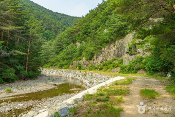 백암산(울진) 여행 추천 - 메고지고