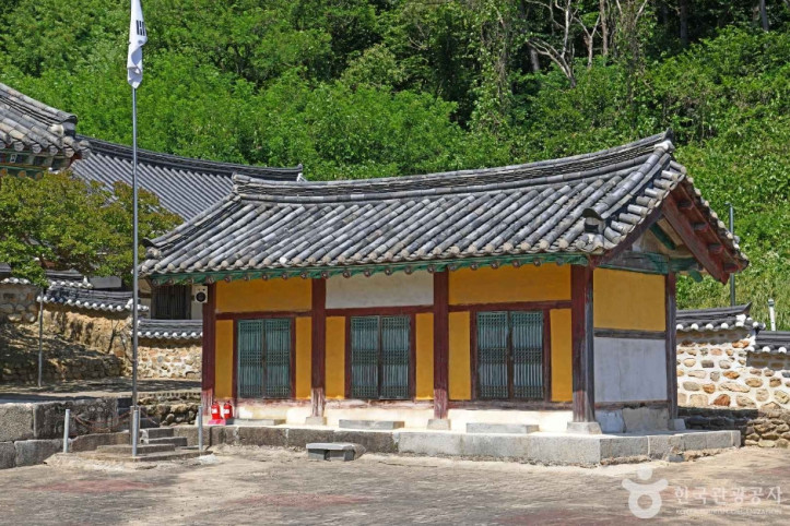 연산향교 여행 추천 - 메고지고