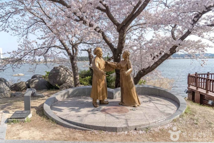 경포도립공원 여행 추천 - 메고지고