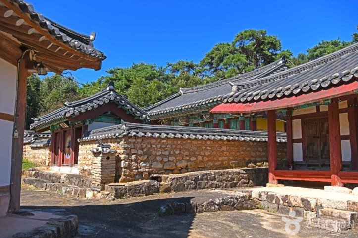수암서원 여행 추천 - 메고지고