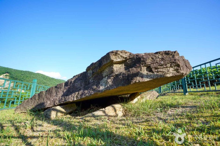 거창 내오리 지석묘 여행 추천 - 메고지고