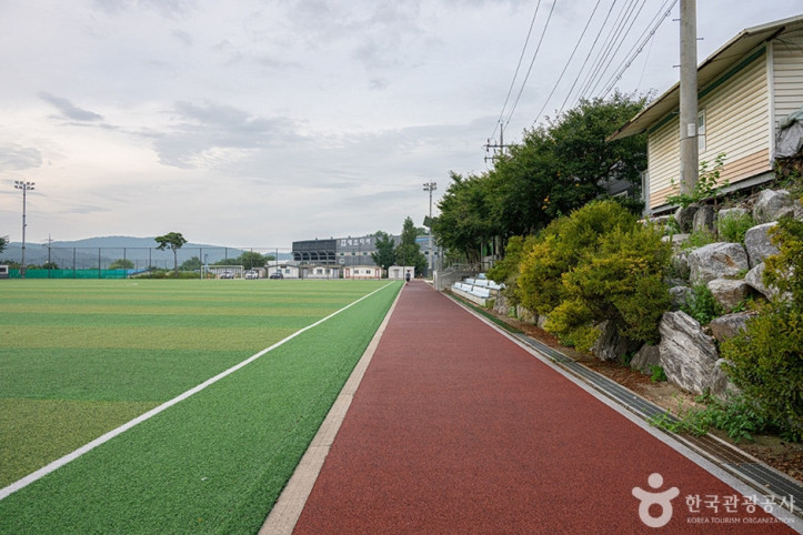 파평체육공원 여행 추천 - 메고지고