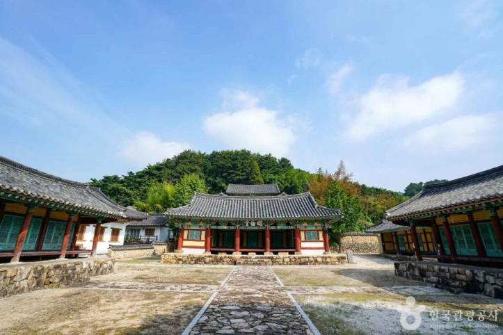 양산향교 여행 추천 - 메고지고