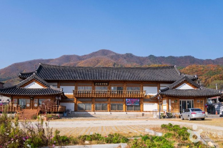 이천 산수유마을 여행 추천 - 메고지고