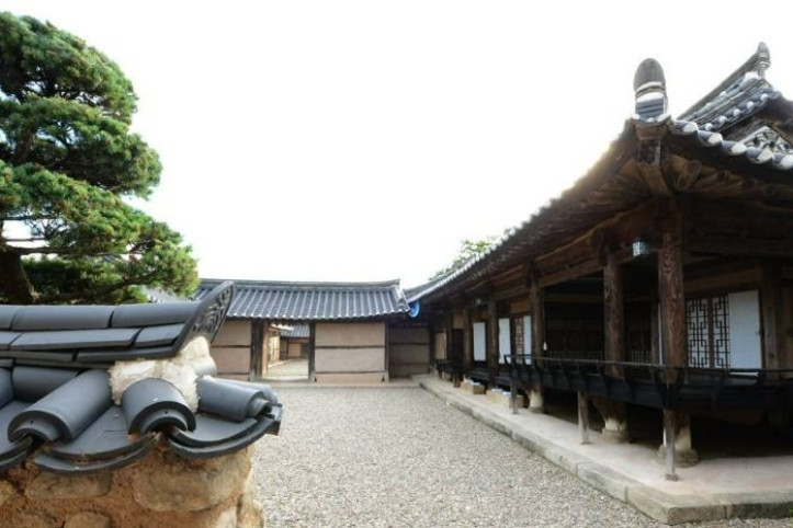 황산마을 여행 추천 - 메고지고