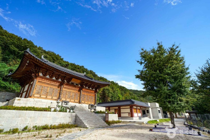 용상사(파주) 여행 추천 - 메고지고