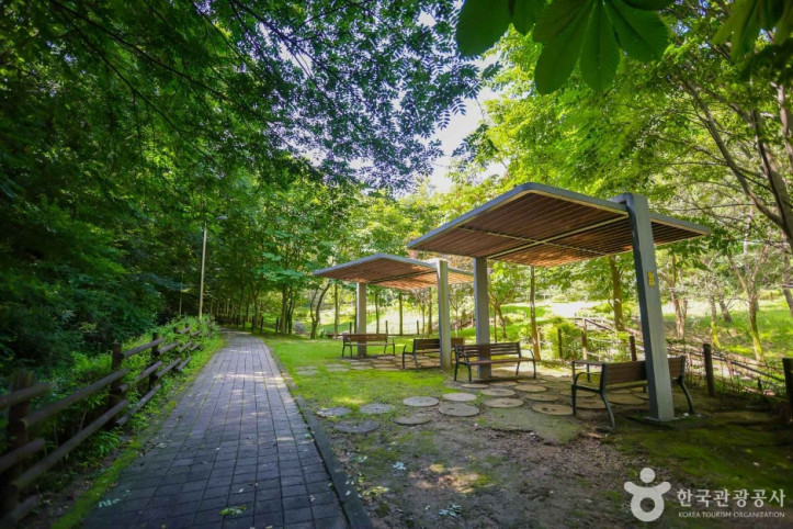 세천유원지 여행 추천 - 메고지고