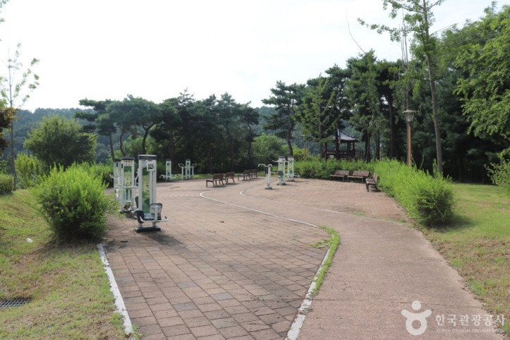 오가낭뜰근린공원 여행 추천 - 메고지고