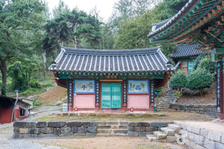 상주사(군산) 여행 추천 - 메고지고