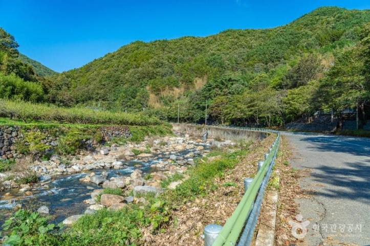 백암동천 여행 추천 - 메고지고