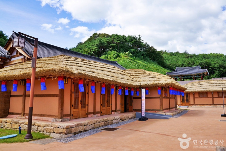 세계유교선비공원 & 한국문화테마파크 여행 추천 - 메고지고