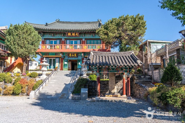제천 한산사 석조여래입상 여행 추천 - 메고지고