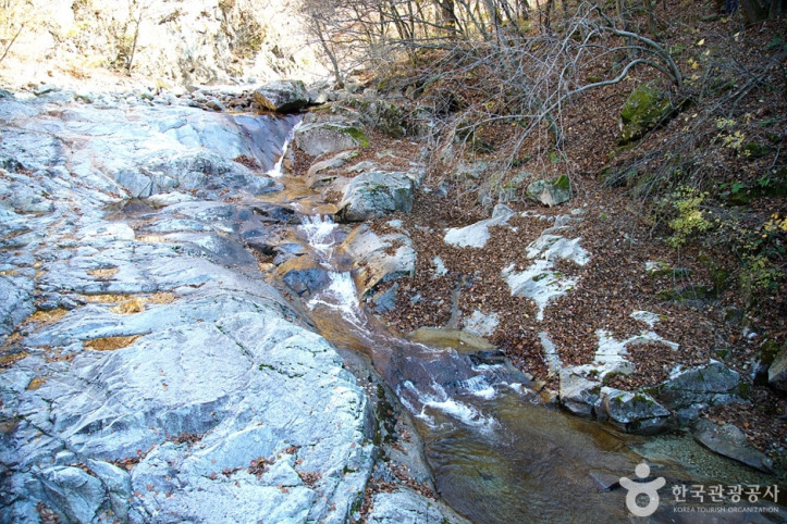 십이선녀탕(탕수동계곡) 여행 추천 - 메고지고