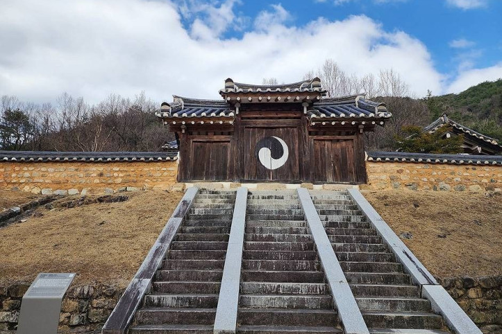 문경향교 여행 추천 - 메고지고